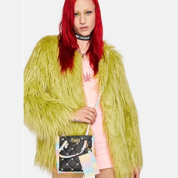 HP 🎉 NWT Luv Betsey By Betsey Johnson Mini Crossbody 💖 - Picture 2 of 16